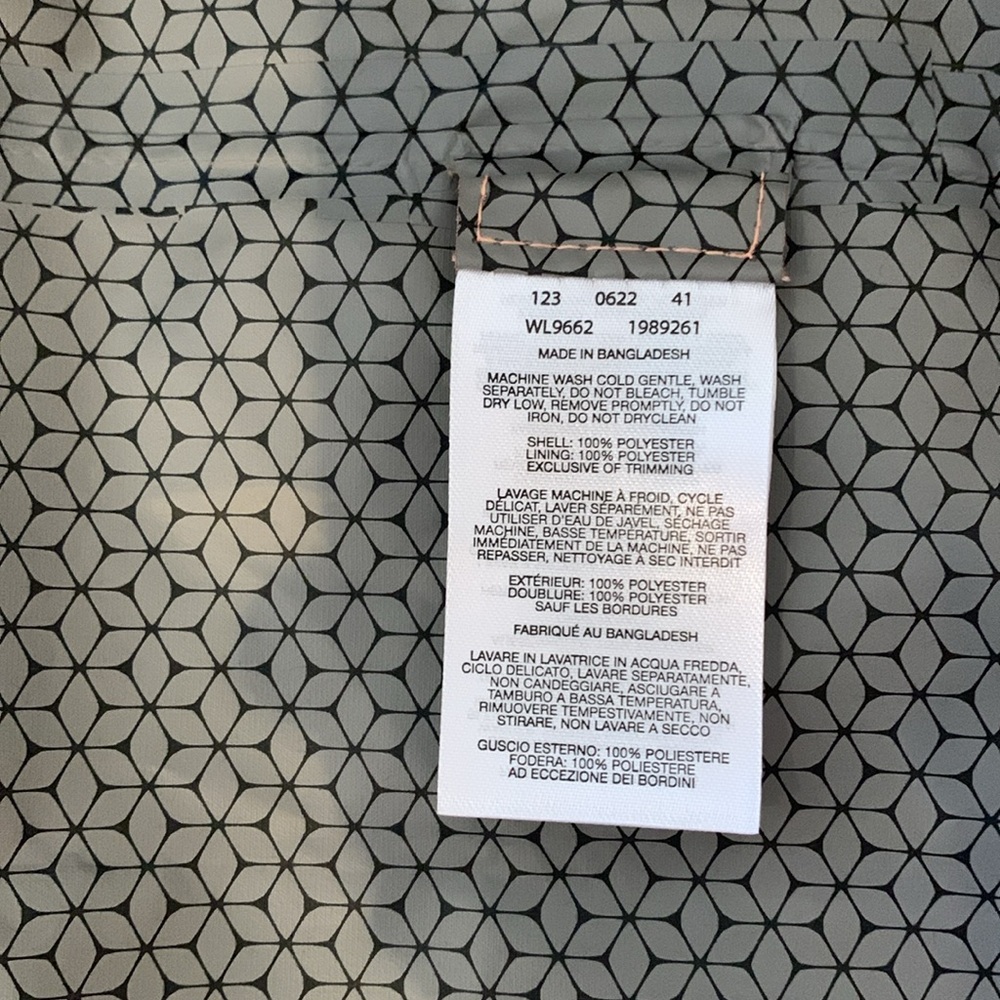 Columbia Coral Hooded Raincoat - Weekend Adventure - Picture 7 of 7
